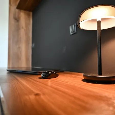 Moss Modern - سكوبجي